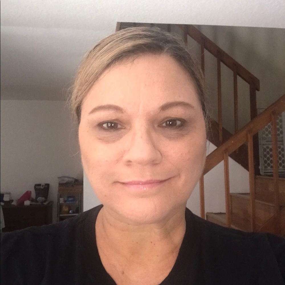 Meet your Posher, Lani